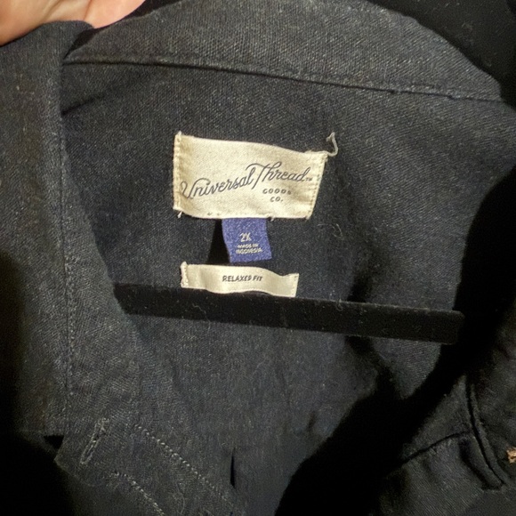 Universal Thread Charcoal Button-Up Shirt - Picture 2 of 3
